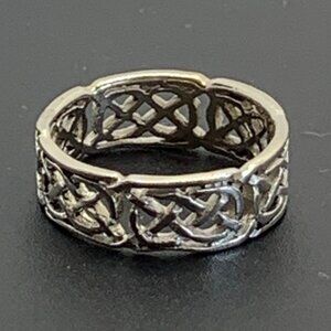 Sterling Silver 925 Celtic Knot Design Cigar Style Band 6mm Wide Ring Size 6.25